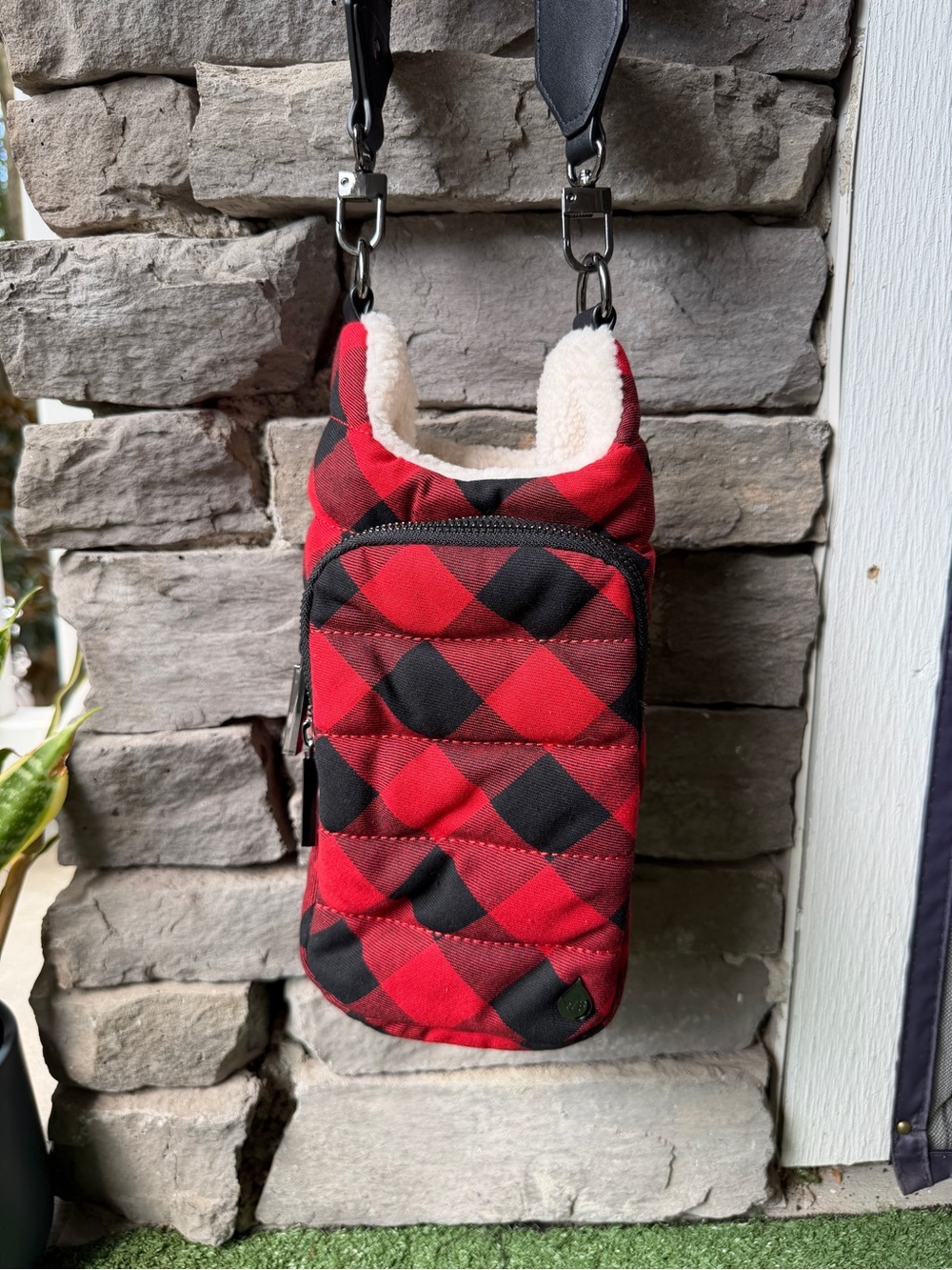 WanderFull Hydrobag Waterbottle Red Buffalo Plaid